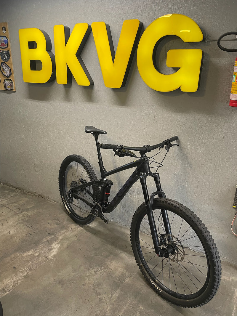 Bicicleta Trek Slash 8 2020 Sram GX Seminova - Tamanho M/L