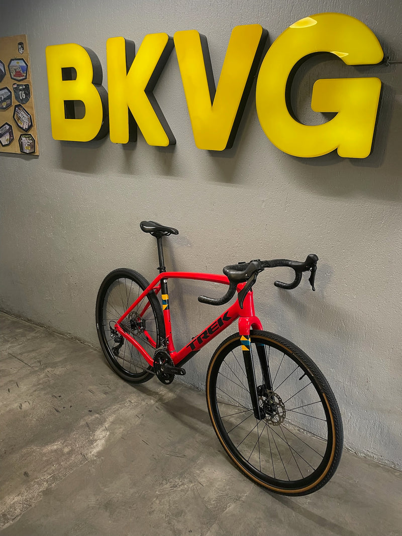 Bicicleta Checkpoint SL5 Carbono 2023 Seminova - Tamanho 58