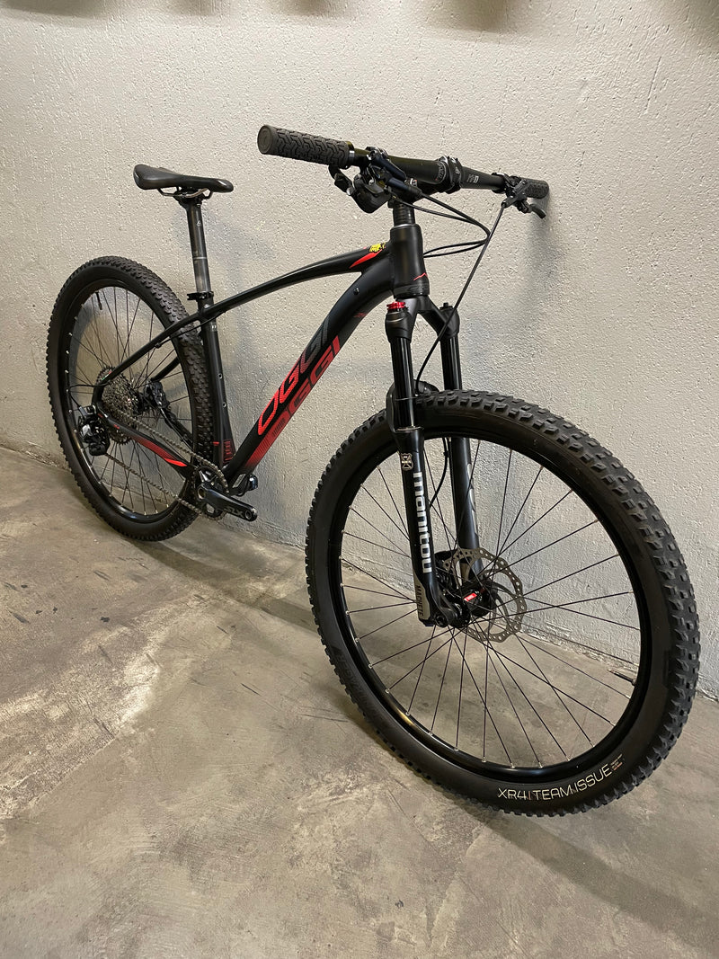 Bicicleta MTB 29 Oggi Bigwheel 7.4 Seminova - Tamanho 17