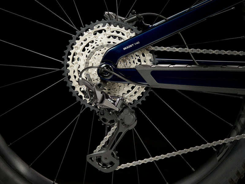 Bicicleta Trek Slash 9.7 2023 XT/SLX Azul Escuro - Tamanho P