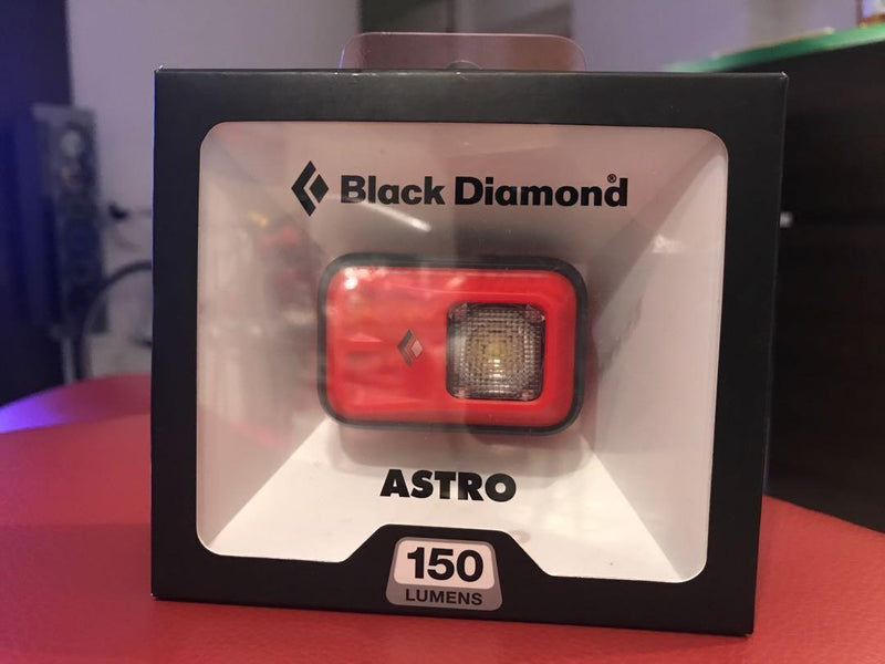 Lanterna Cabeça Black Diamond Astro 150 Lumens - Vermelha Lanterna Black Diamond 